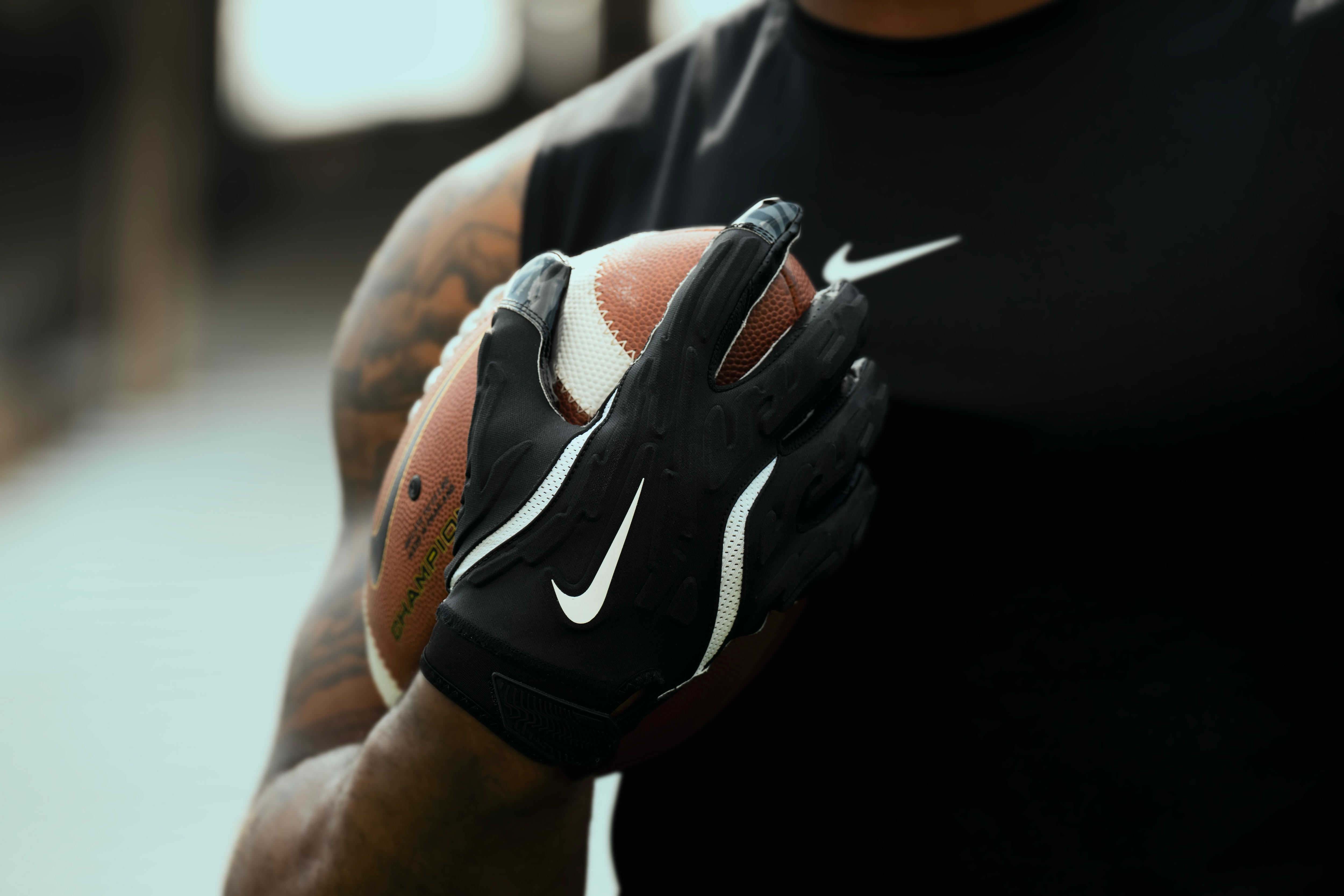 Nike Adult Superbad 7.0 Football Glove | Dick's Sporting Goods
